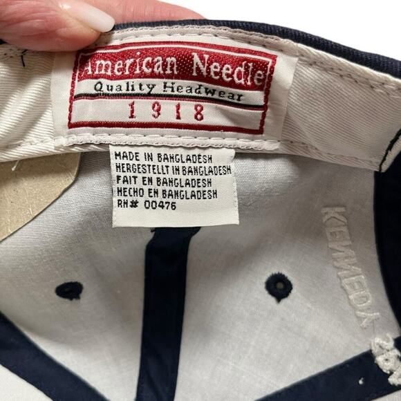 NASA Kennedy Space Center Embroidered Hat/Cap with Shuttle Pin Adjustable - Picture 4 of 7